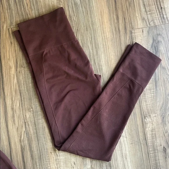 Halfdays Burgundy Baselayer Set - Picture 2 of 4